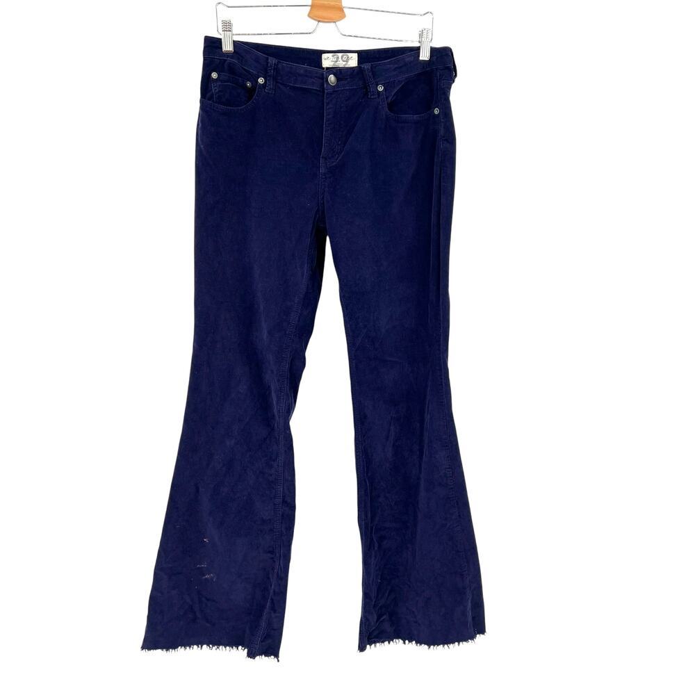Free People We The Free Jayde Cord Flare Pants Raw Hem‎ Blue Size 29
